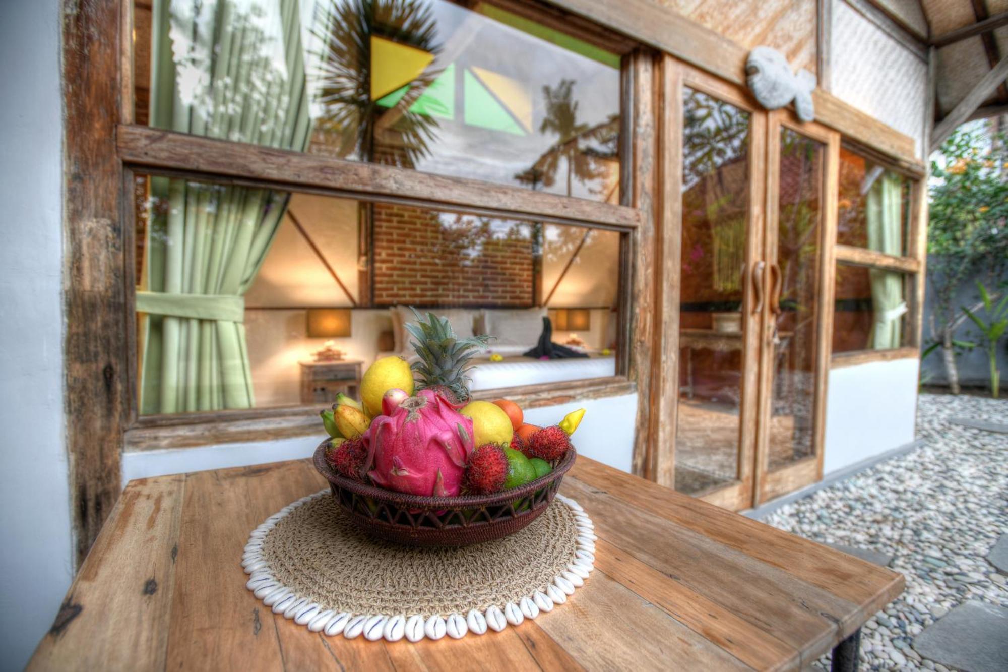 Villas Samalama Gili Air Exterior photo